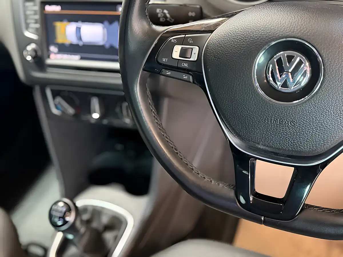 Used 2016 Volkswagen Polo Match - Interior and Exterior details 14