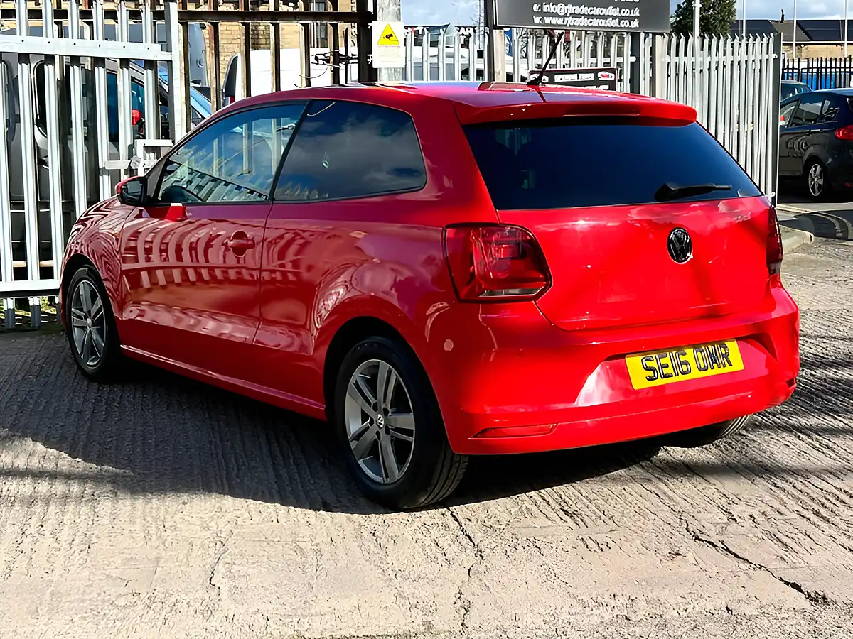 Used 2016 Volkswagen Polo Match Red - Interior and Exterior details 11