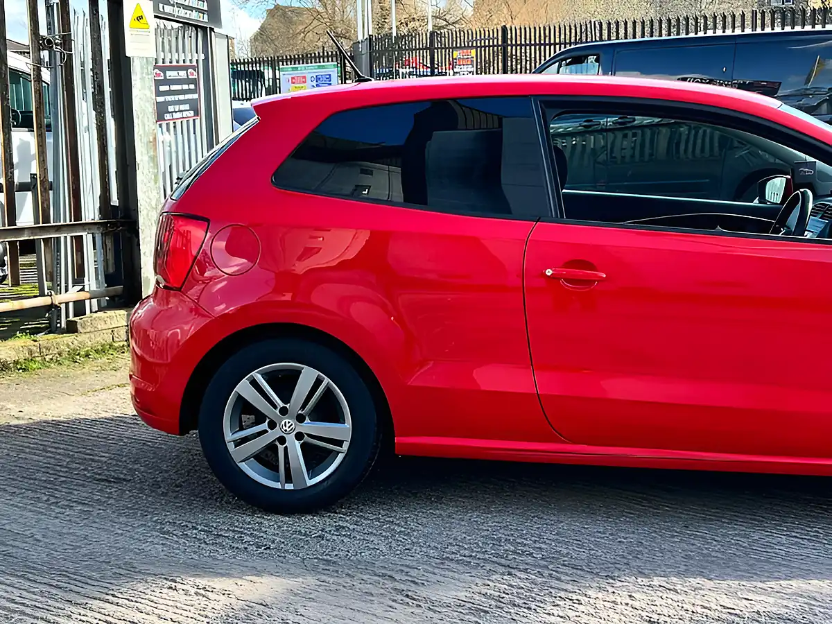 Used 2016 Volkswagen Polo Match Red - Interior and Exterior details 12