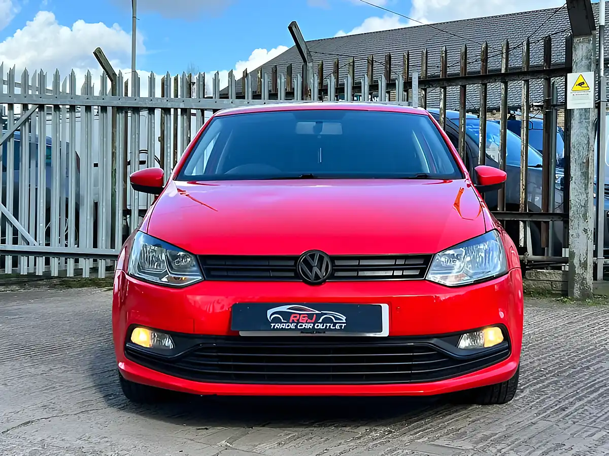 Used 2016 Volkswagen Polo Match Red - Interior and Exterior details 7