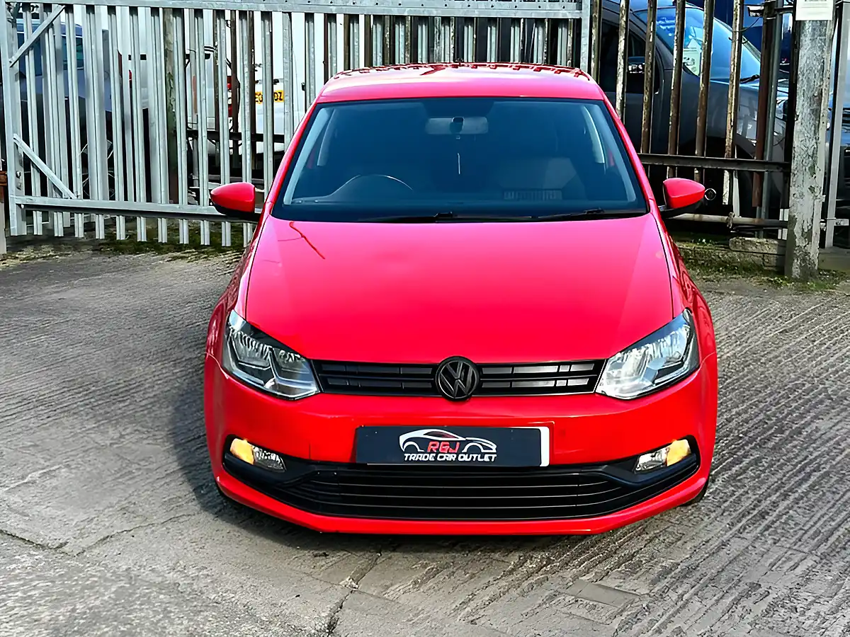 Used 2016 Volkswagen Polo Match Red - Interior and Exterior details 8