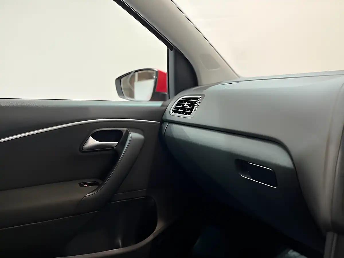 Used 2016 Volkswagen Polo Match Red - Interior and Exterior details 15