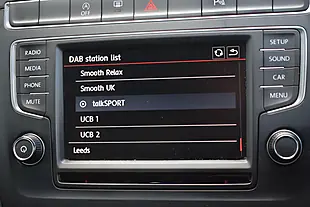Used 2016 Volkswagen Polo Match Red - Interior and Exterior details 14