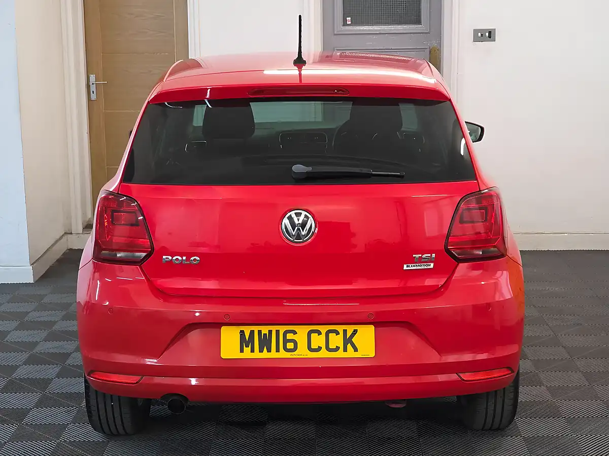 Used 2016 Volkswagen Polo Match Red - Interior and Exterior details 5