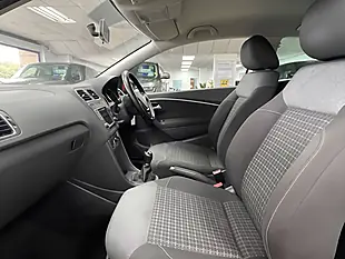 Used 2016 Volkswagen Polo Match Red - Interior and Exterior details 17