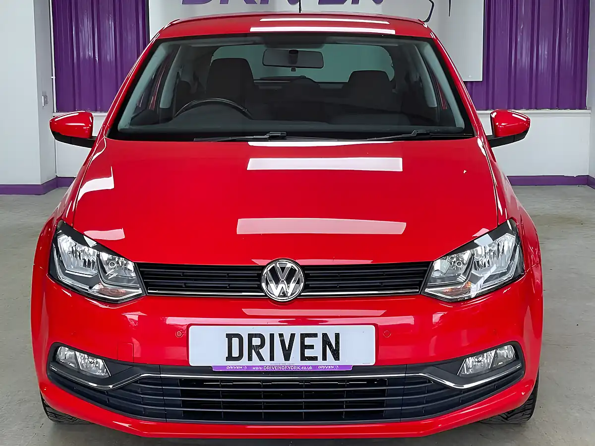 Used 2016 Volkswagen Polo Match Red - Interior and Exterior details 7