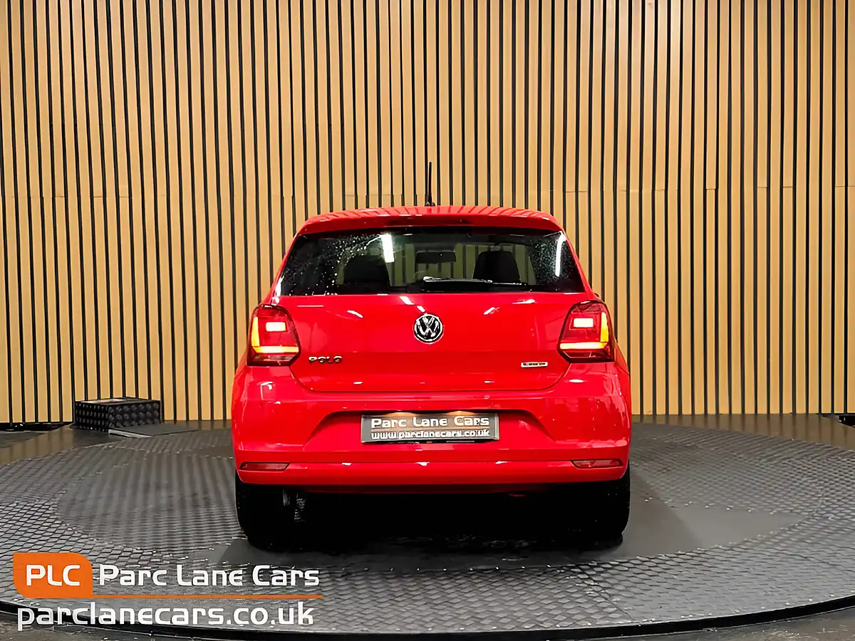 Used 2016 Volkswagen Polo Match Red - Interior and Exterior details 4