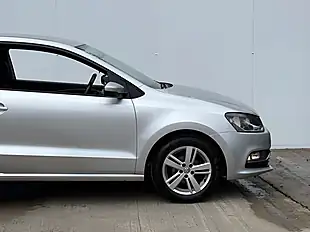 Used 2016 Volkswagen Polo Match Reflex Silver - Interior and Exterior details 6