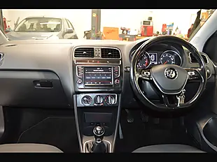 Used 2016 Volkswagen Polo Match Reflex Silver - Interior and Exterior details 11