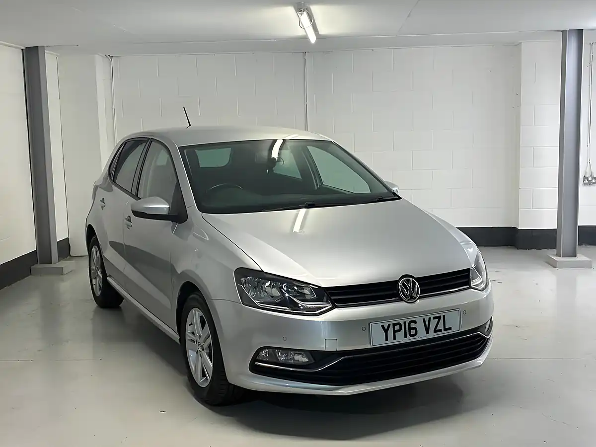 Used 2016 Volkswagen Polo Match Silver - Interior and Exterior details 4