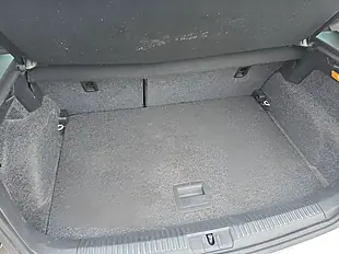 Used 2016 Volkswagen Polo Match Silver - Interior and Exterior details 18