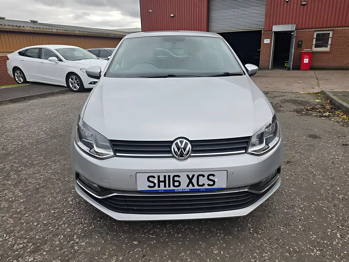 Used 2016 Volkswagen Polo Match Silver - Interior and Exterior details 2