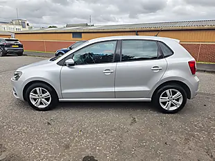Used 2016 Volkswagen Polo Match Silver - Interior and Exterior details 5
