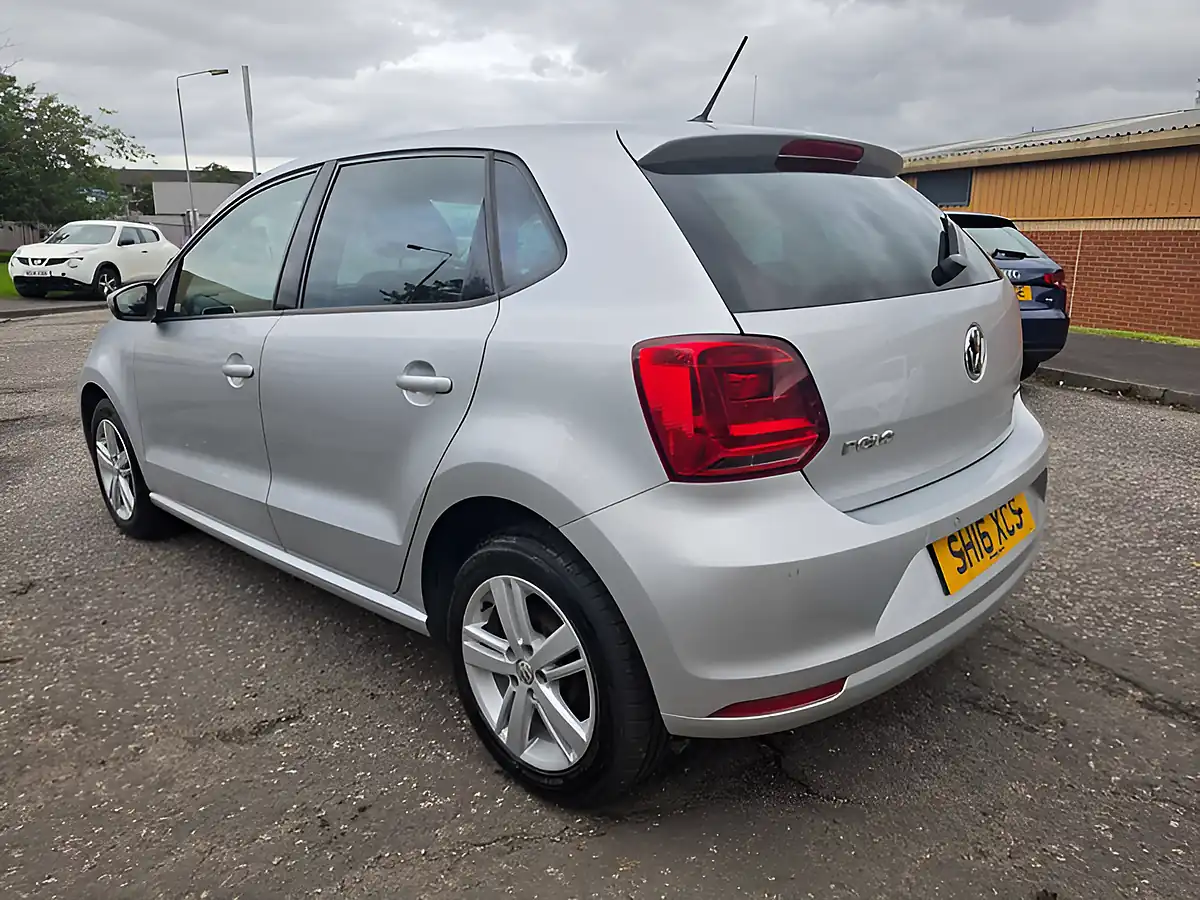Used 2016 Volkswagen Polo Match Silver - Interior and Exterior details 8