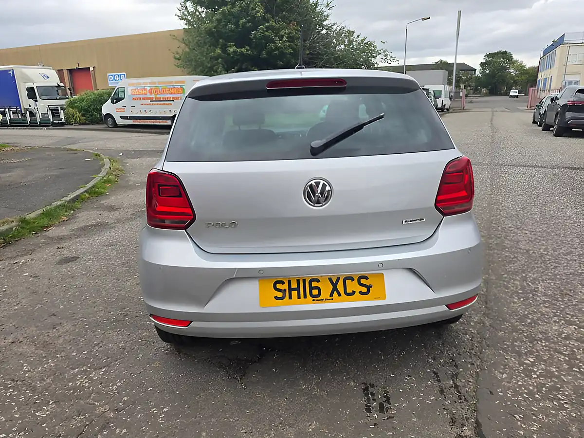 Used 2016 Volkswagen Polo Match Silver - Interior and Exterior details 9