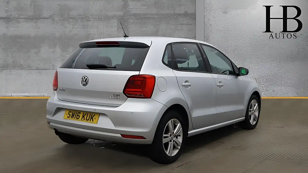 Used 2016 Volkswagen Polo Match Silver - Interior and Exterior details 4