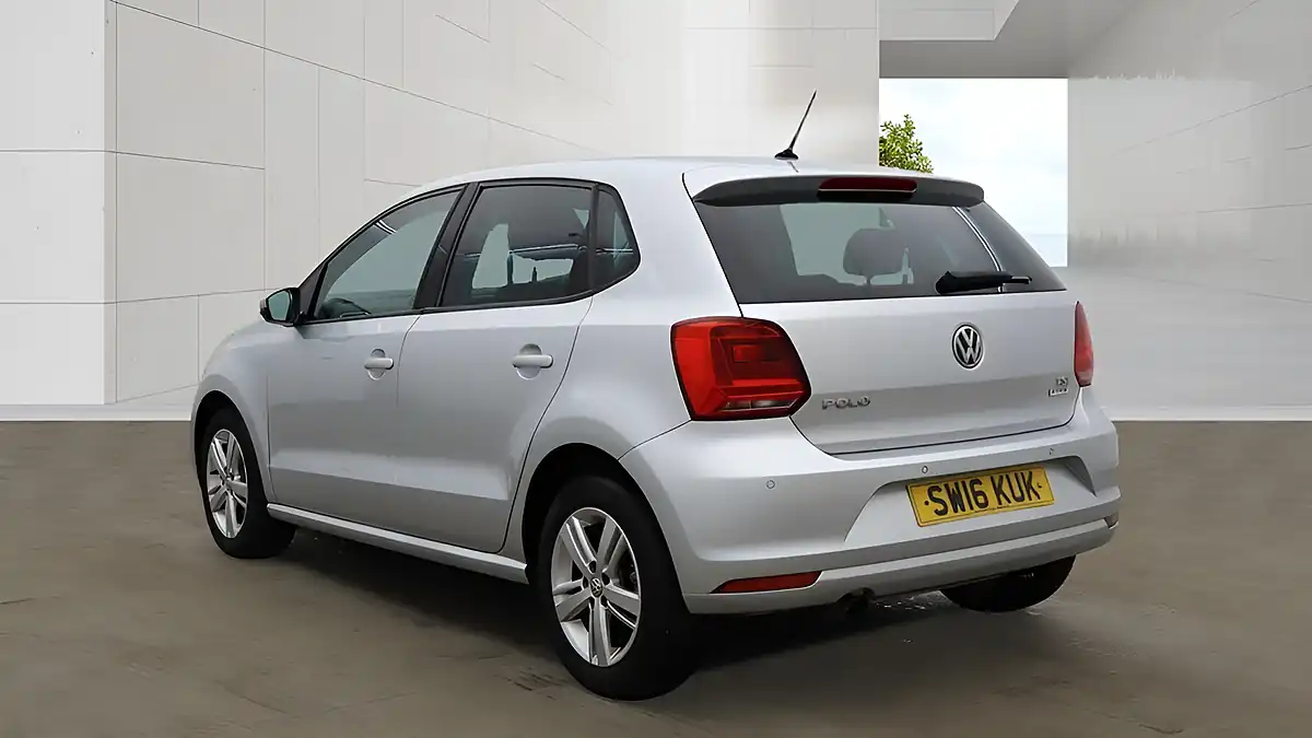 Used 2016 Volkswagen Polo Match Silver - Interior and Exterior details 9