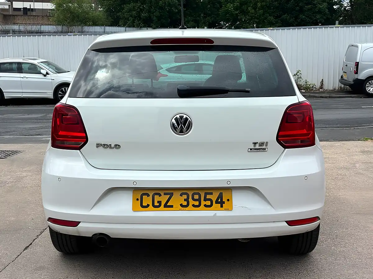 Used 2016 Volkswagen Polo Match White - Interior and Exterior details 6