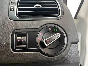 Used 2016 Volkswagen Polo Match White - Interior and Exterior details 12
