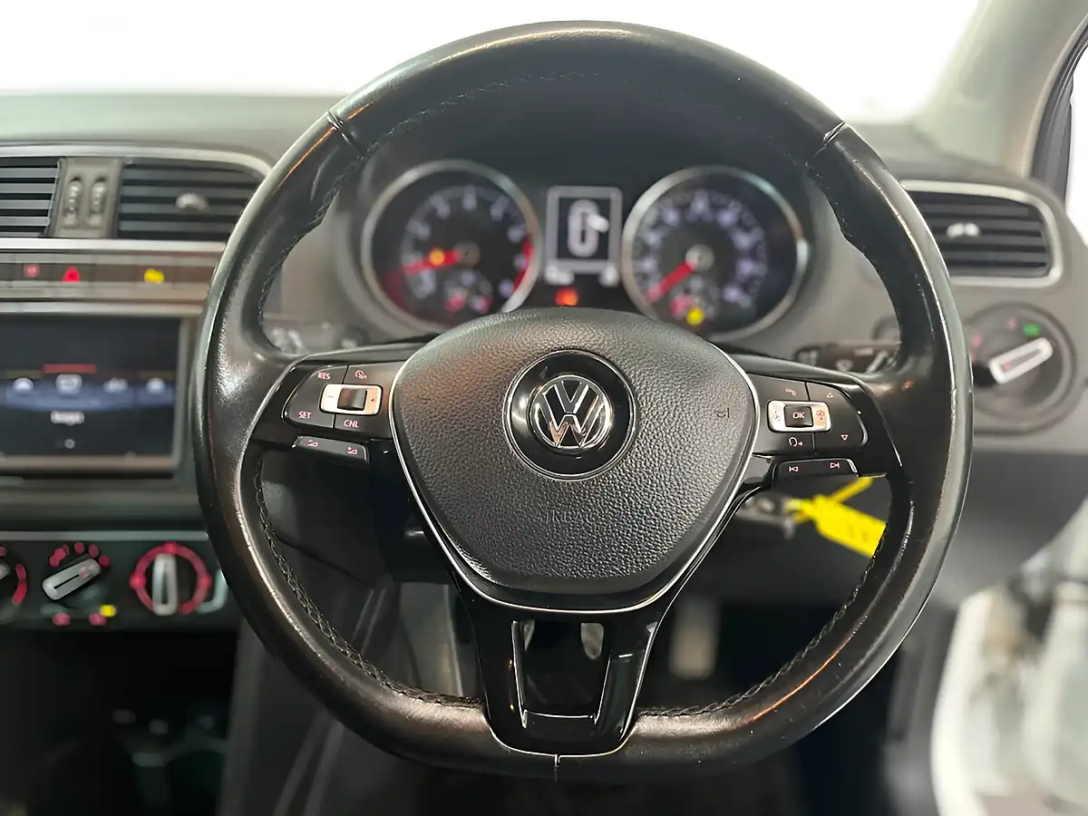 Used 2016 Volkswagen Polo Match White - Interior and Exterior details 14