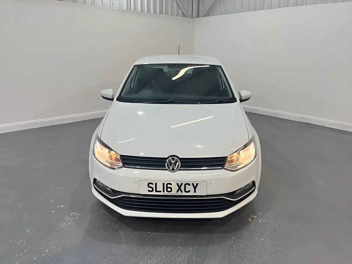 Used 2016 Volkswagen Polo Match White - Interior and Exterior details 2