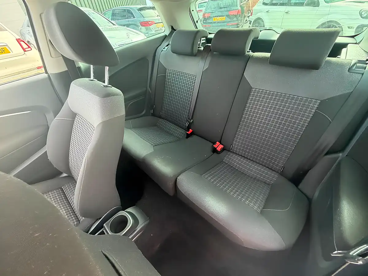 Used 2016 Volkswagen Polo Match White - Interior and Exterior details 16
