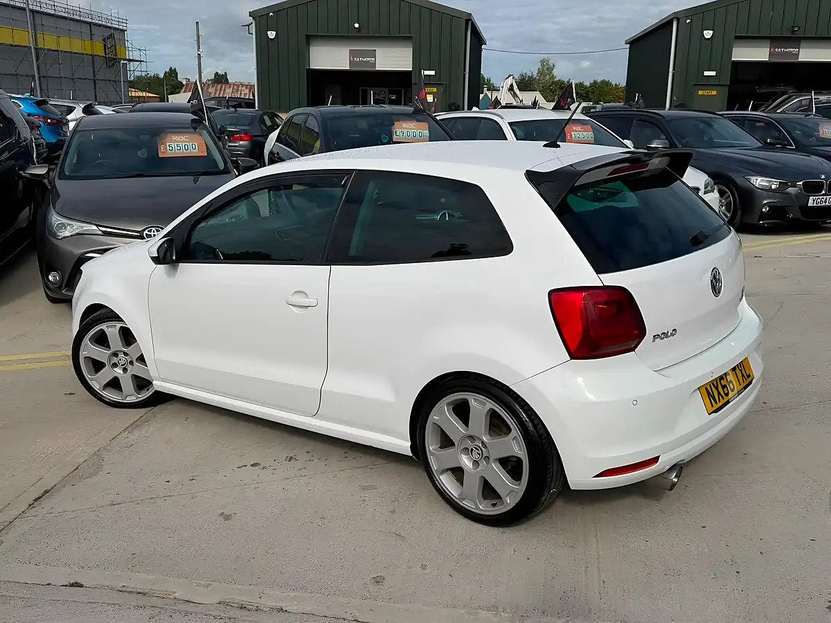 Used 2016 Volkswagen Polo Match White - Interior and Exterior details 5