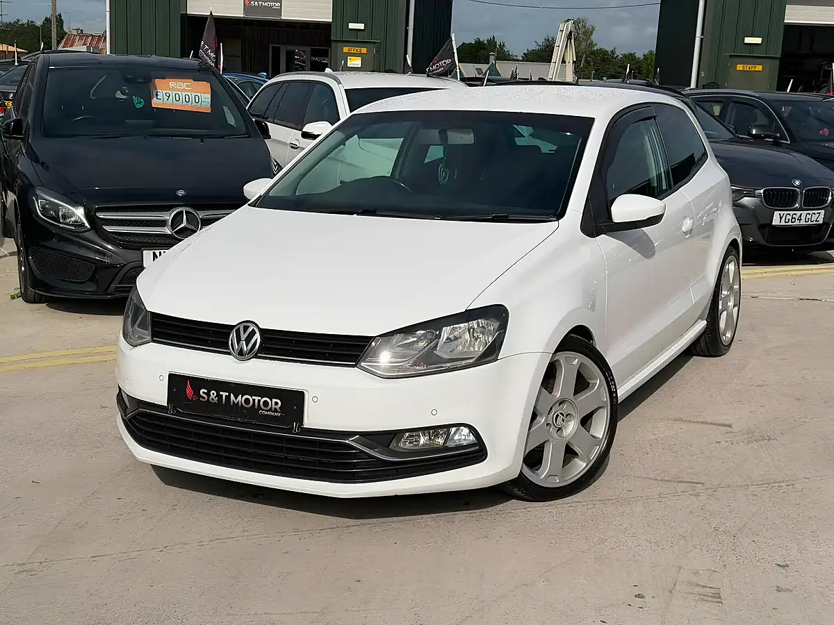 Used 2016 Volkswagen Polo Match White - Interior and Exterior details 6