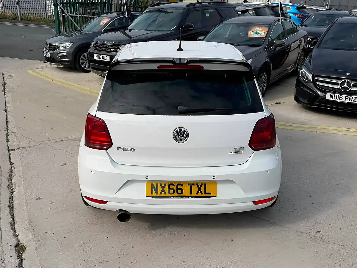 Used 2016 Volkswagen Polo Match White - Interior and Exterior details 9