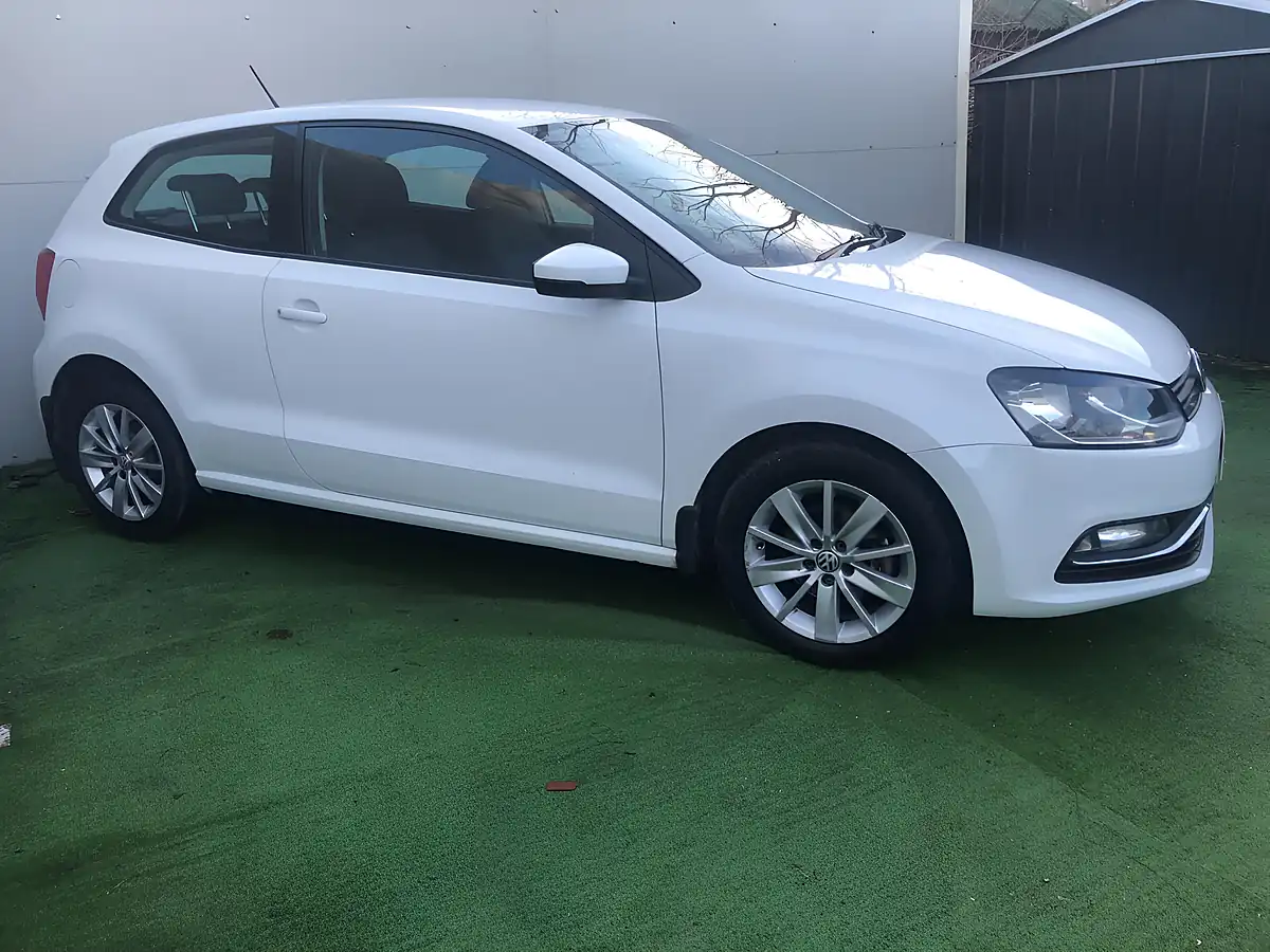 Used 2016 Volkswagen Polo Match White - Interior and Exterior details 5