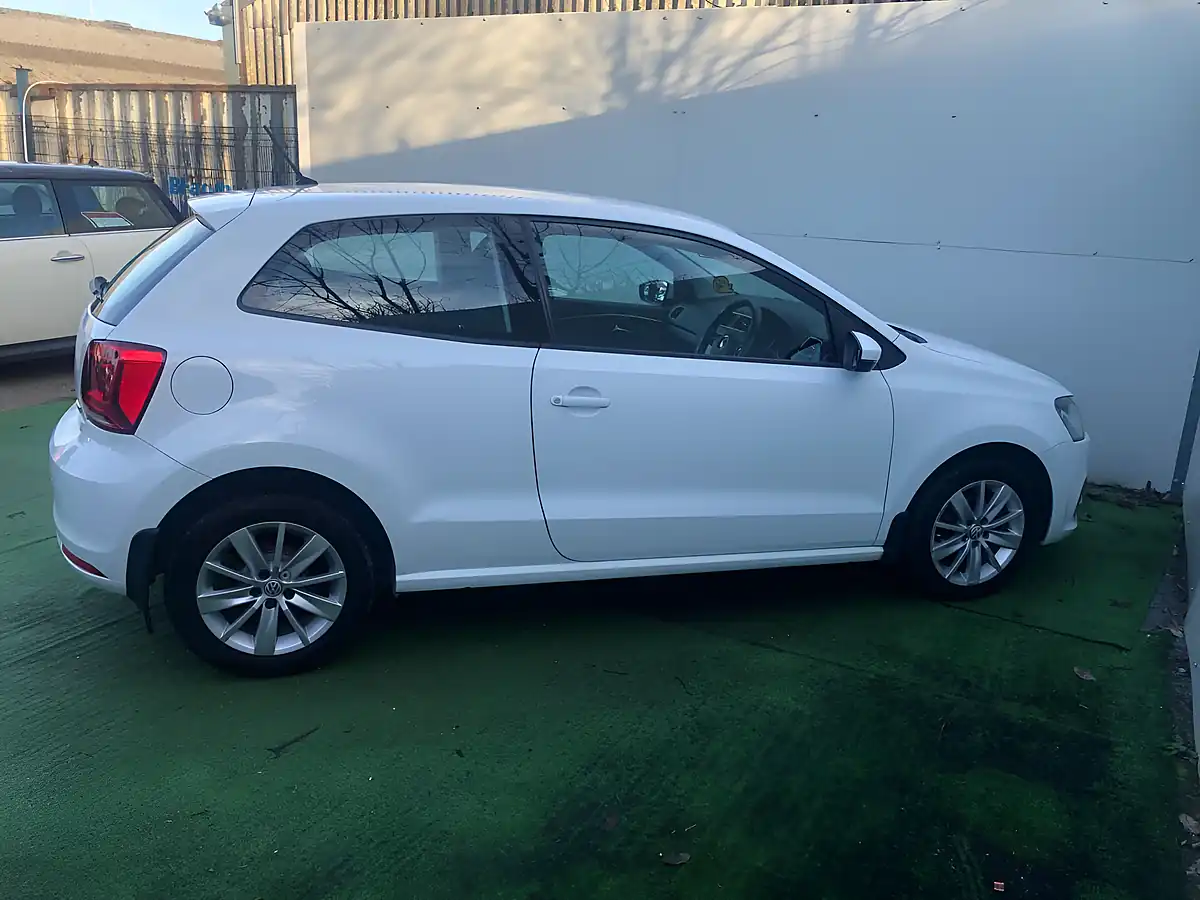 Used 2016 Volkswagen Polo Match White - Interior and Exterior details 7