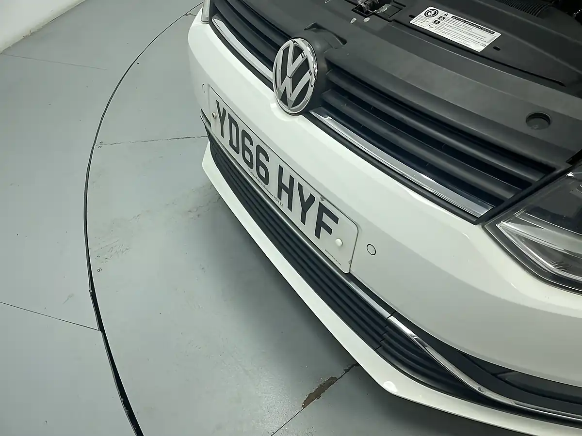 Used 2016 Volkswagen Polo Match White - Interior and Exterior details 16