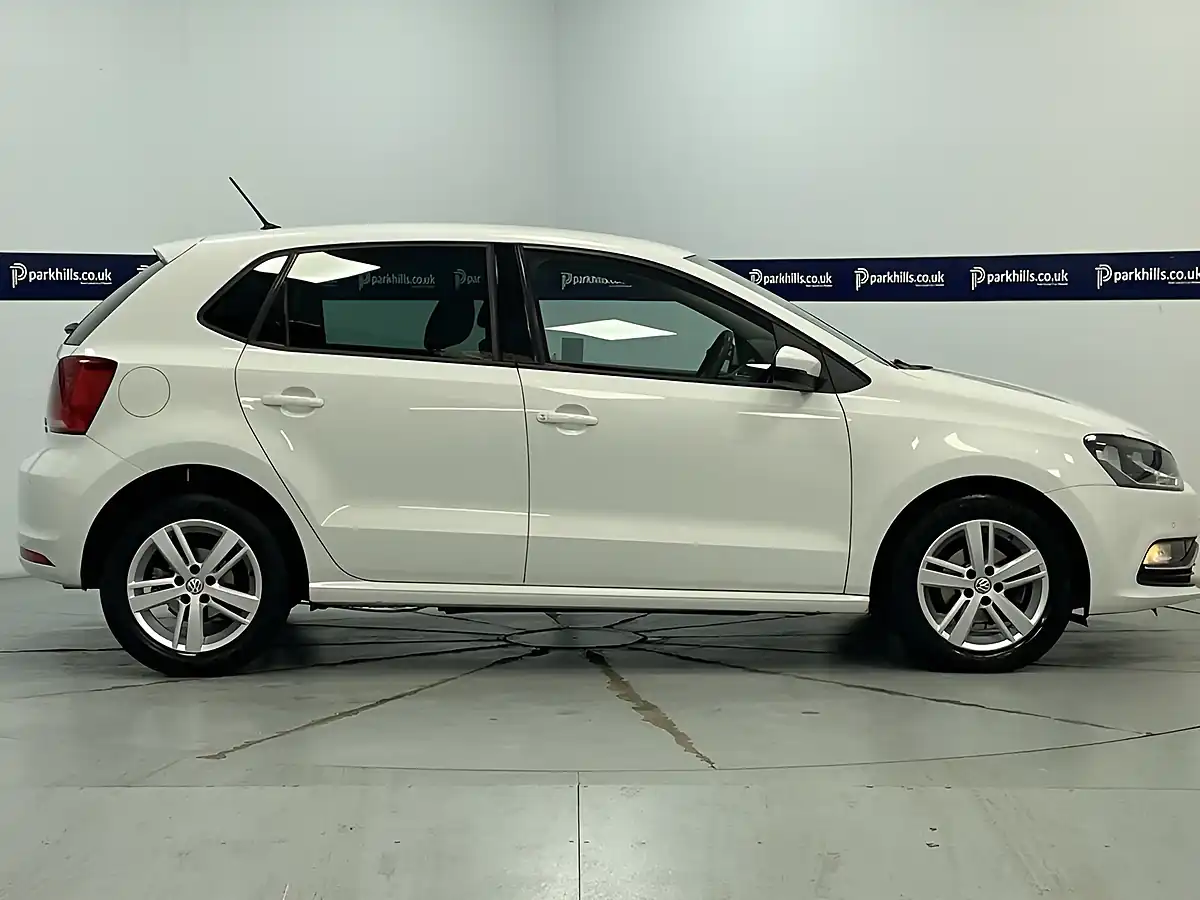 Used 2016 Volkswagen Polo Match White - Interior and Exterior details 3