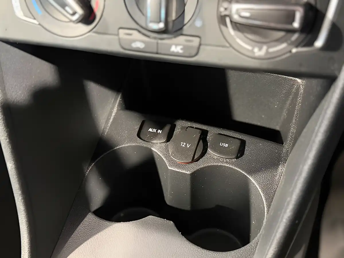 Used 2016 Volkswagen Polo Match White - Interior and Exterior details 20