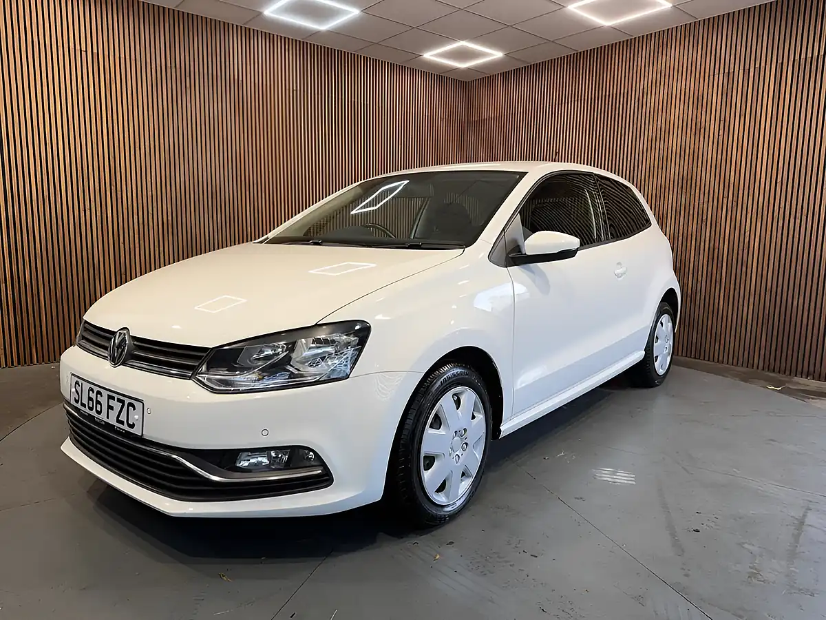 Used 2016 Volkswagen Polo Match White - Interior and Exterior details 3