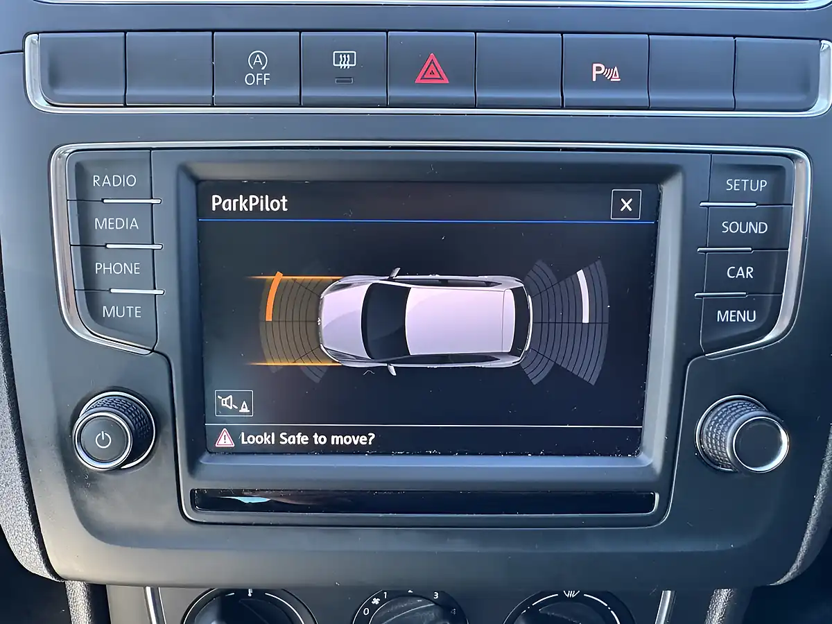 Used 2016 Volkswagen Polo Match White - Interior and Exterior details 14