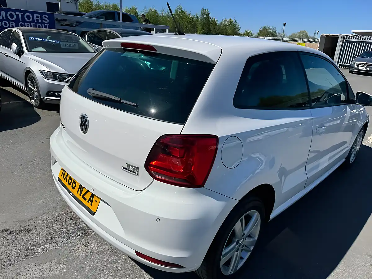 Used 2016 Volkswagen Polo Match White - Interior and Exterior details 16