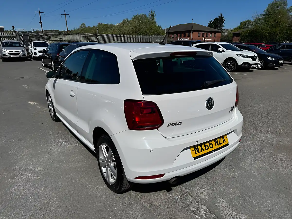 Used 2016 Volkswagen Polo Match White - Interior and Exterior details 4