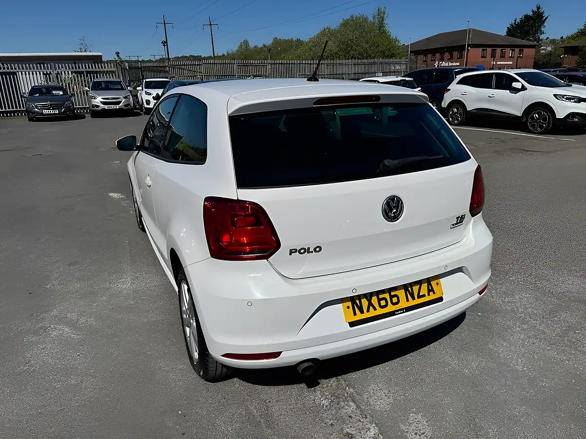 Used 2016 Volkswagen Polo Match White - Interior and Exterior details 5
