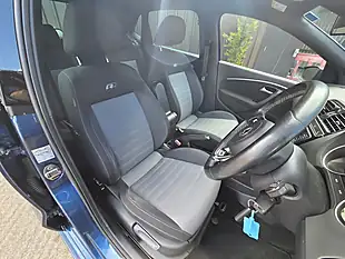 Used 2016 Volkswagen Polo R-Line Blue - Interior and Exterior details 6