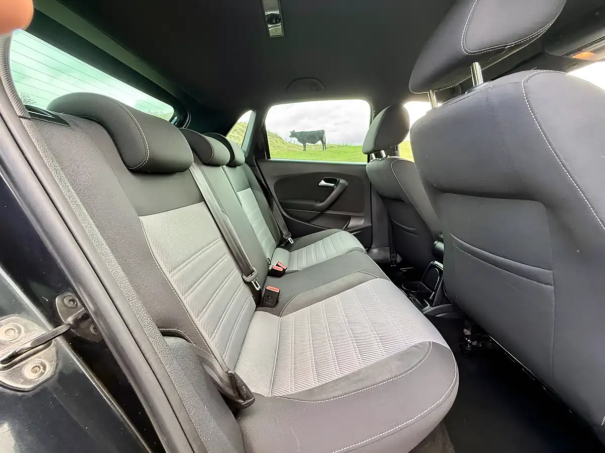 Used 2016 Volkswagen Polo R-Line Deep Black - Interior and Exterior details 17