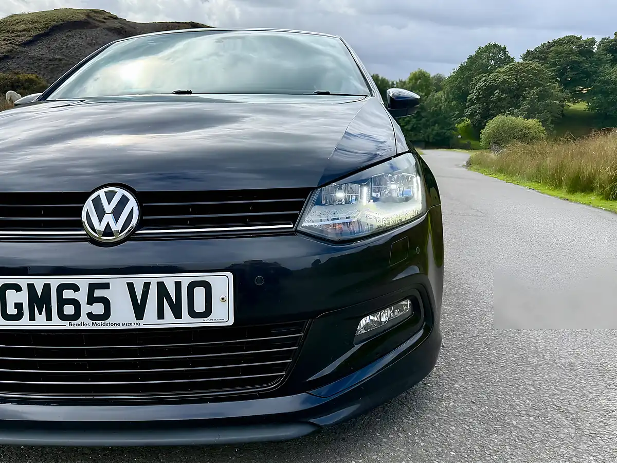 Used 2016 Volkswagen Polo R-Line Deep Black - Interior and Exterior details 6
