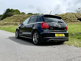 Used 2016 Volkswagen Polo R-Line Deep Black - Interior and Exterior details 7
