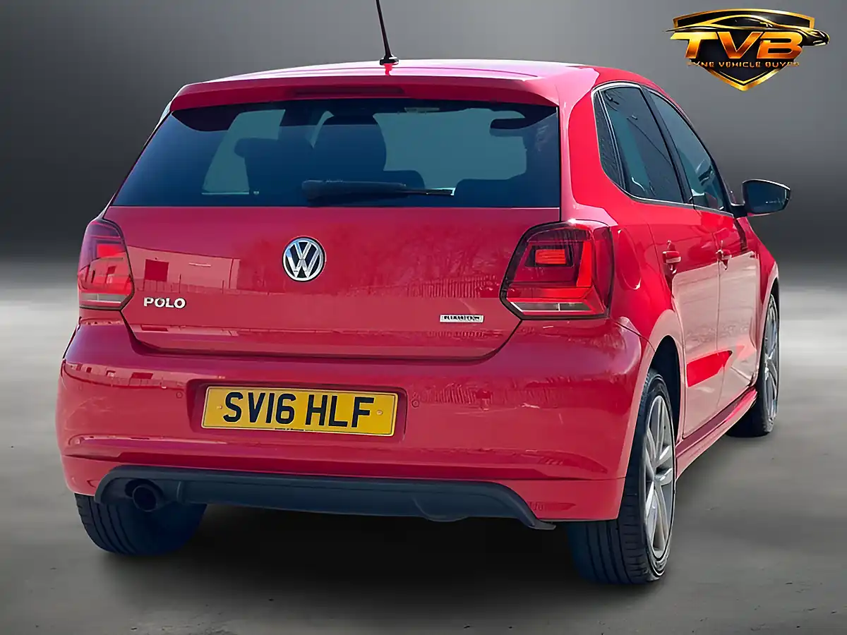 Used 2016 Volkswagen Polo R-Line Flash Red - Interior and Exterior details 5