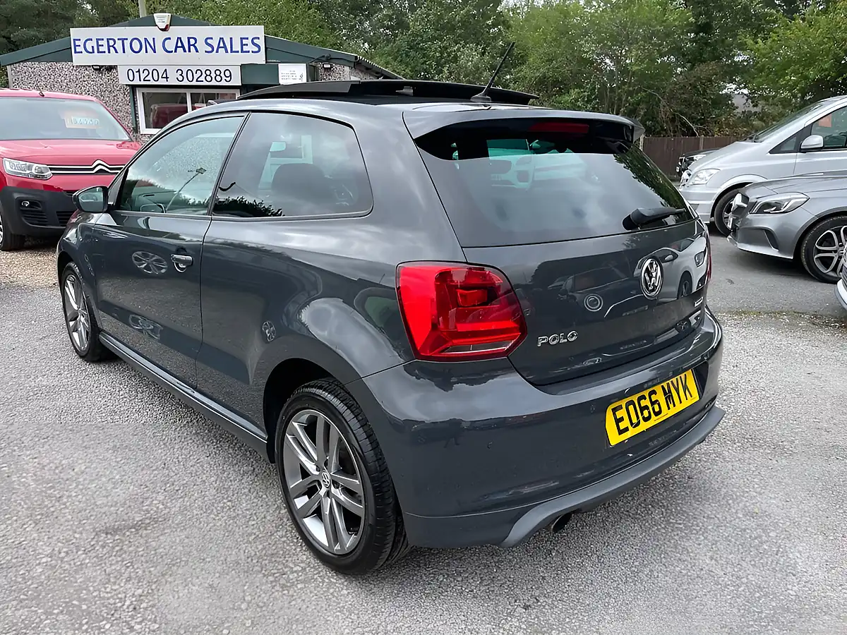 Used 2016 Volkswagen Polo R-Line Grey - Interior and Exterior details 7