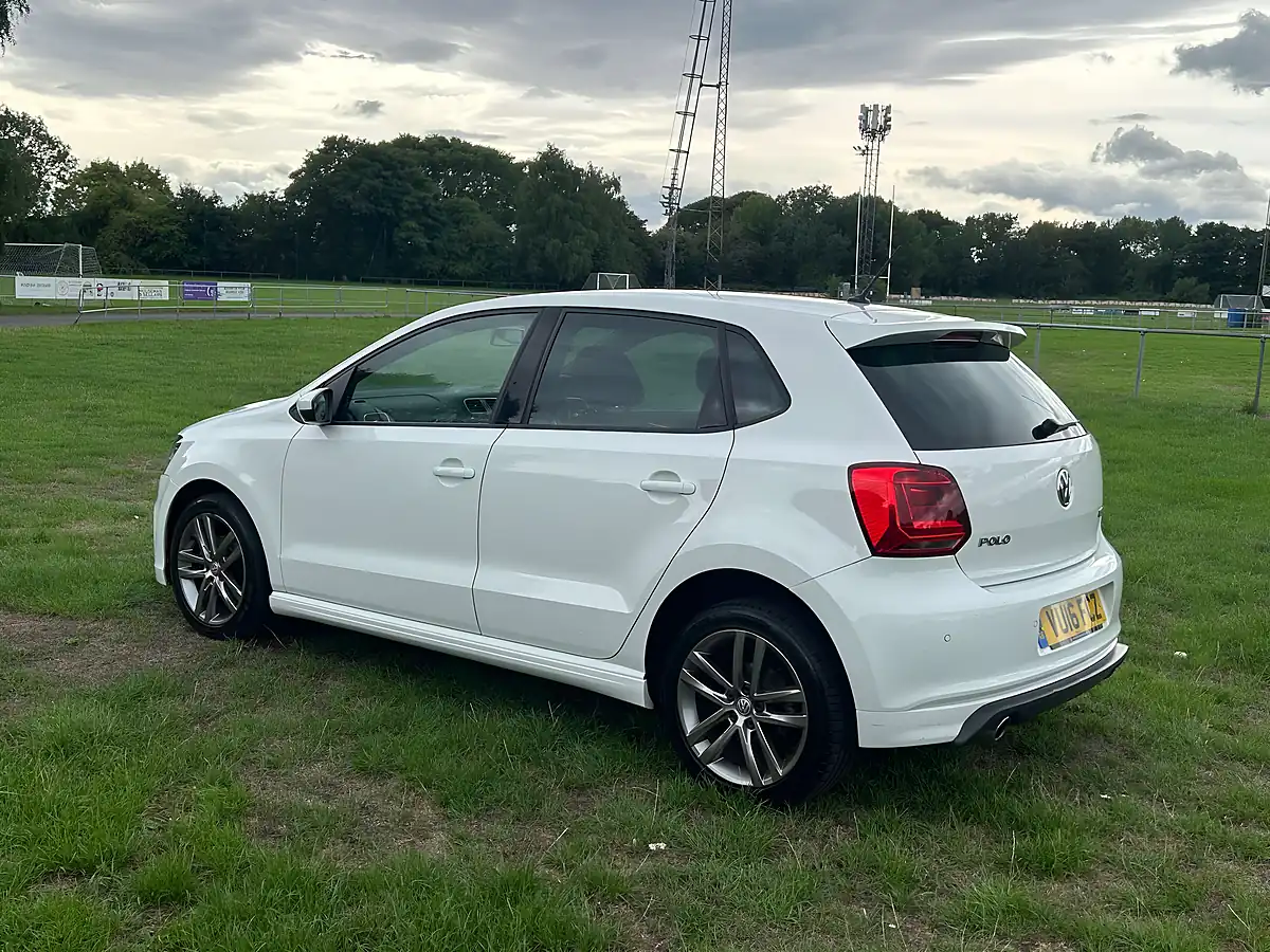 Used 2016 Volkswagen Polo R-Line White - Interior and Exterior details 7