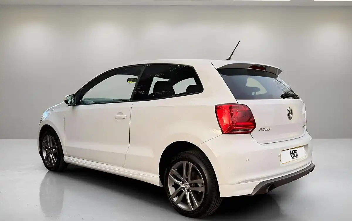 Used 2016 Volkswagen Polo R-Line White - Interior and Exterior details 19