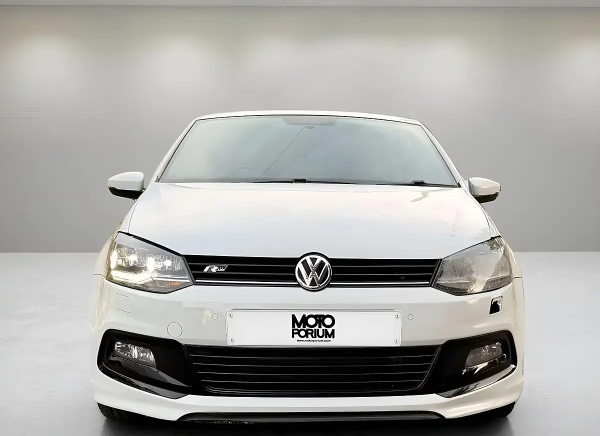 Used 2016 Volkswagen Polo R-Line White - Interior and Exterior details 7