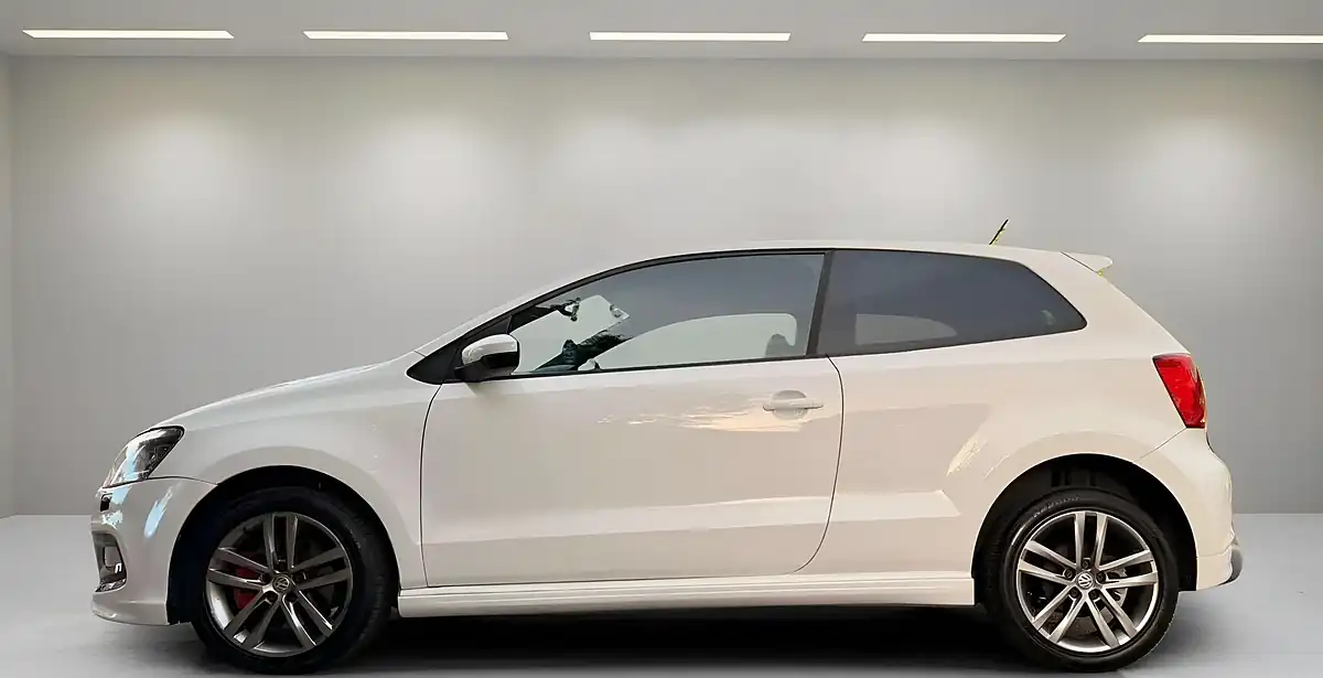 Used 2016 Volkswagen Polo R-Line White - Interior and Exterior details 8