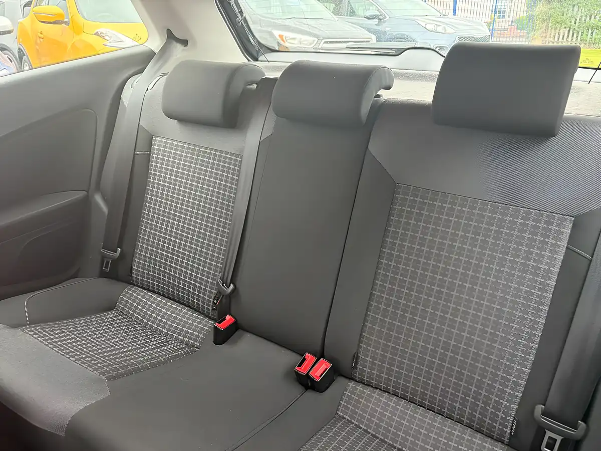 Used 2016 Volkswagen Polo Se Black - Interior and Exterior details 12